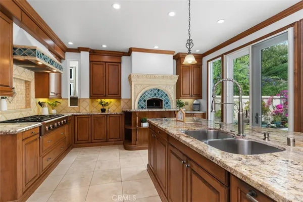 $1,699,000 | 16 Mariposa, Rancho Santa Margarita, CA 92679