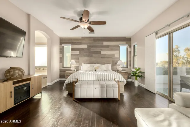 $824,900 | 4207 South Cozy Way, Gilbert, AZ 85297