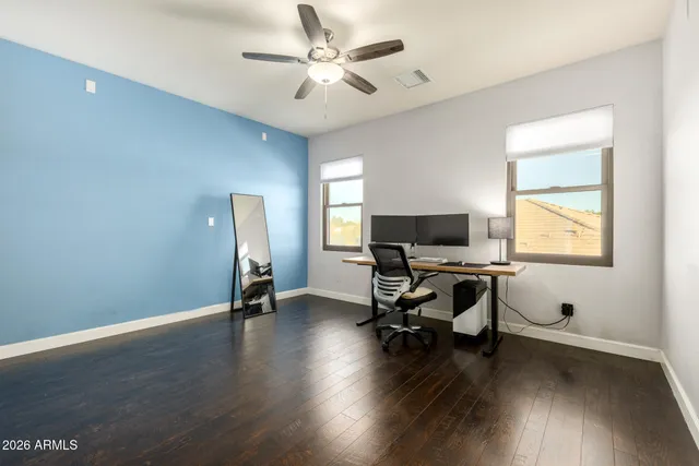 $824,900 | 4207 South Cozy Way, Gilbert, AZ 85297