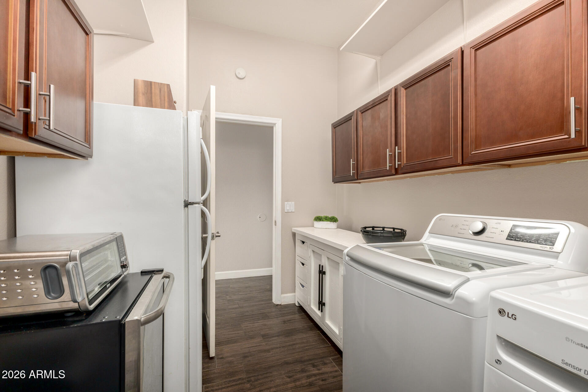 4207 South Cozy Way Gilbert, AZ 85297 - Photo 40 of 58 Room for a 2nd Fridge