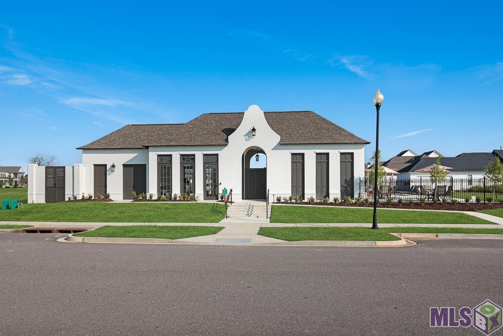 5016 Colmar Road Gonzales, LA 70737 - Photo 34 of 40 Community Pool House
