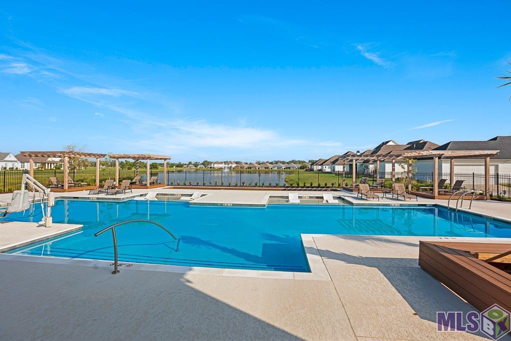 5016 Colmar Road Gonzales, LA 70737 - Photo 36 of 40 Community Pool