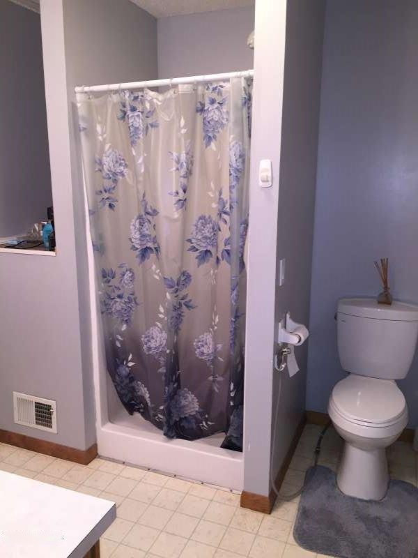 2213 East Hile Road Muskegon, MI 49444 - Photo 20 of 28 IMG_3889