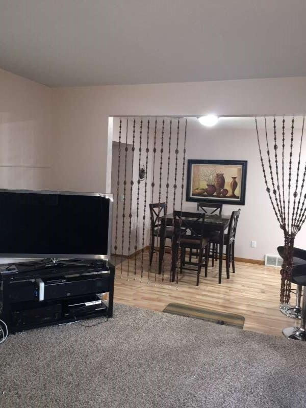 2213 East Hile Road Muskegon, MI 49444 - Photo 3 of 28 IMG_3859