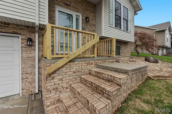 $305,000 | 781 North West Lane, Jackson, MO 63755