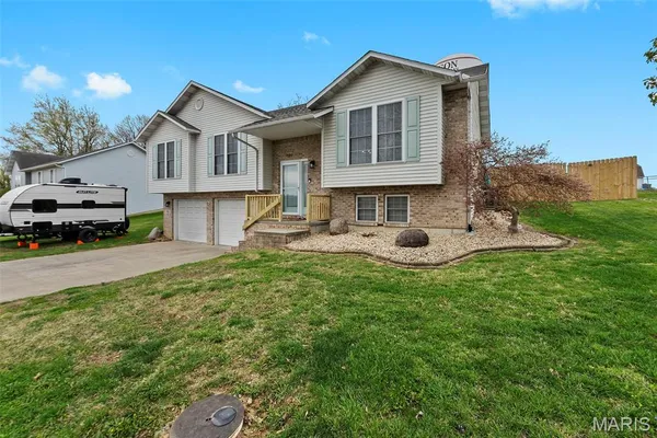 $305,000 | 781 North West Lane, Jackson, MO 63755