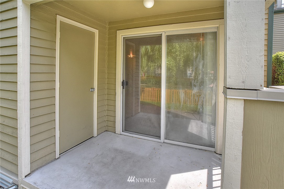 20328 Bothell Everett Highway, Unit B103 Bothell, WA 98012 - Photo 10 of 11