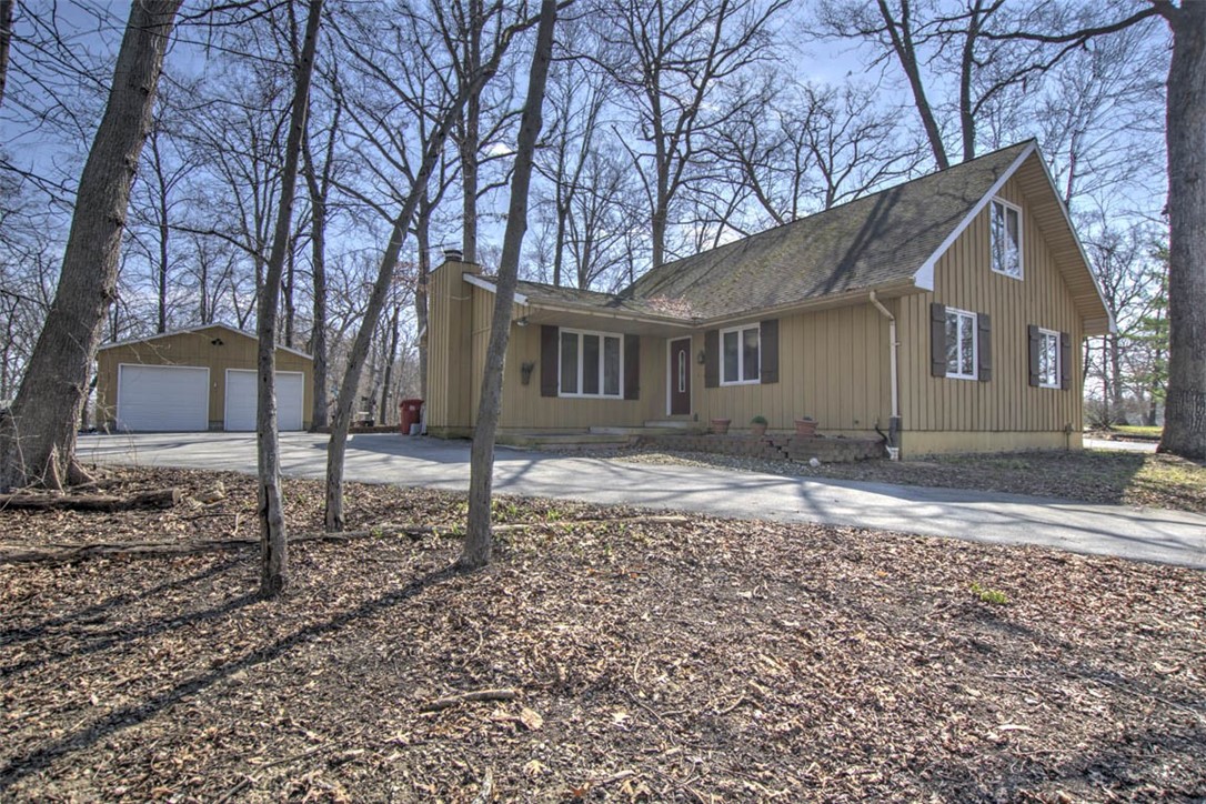 4552 North Prairie View Road Argenta, IL 62501 - Photo 6 of 28