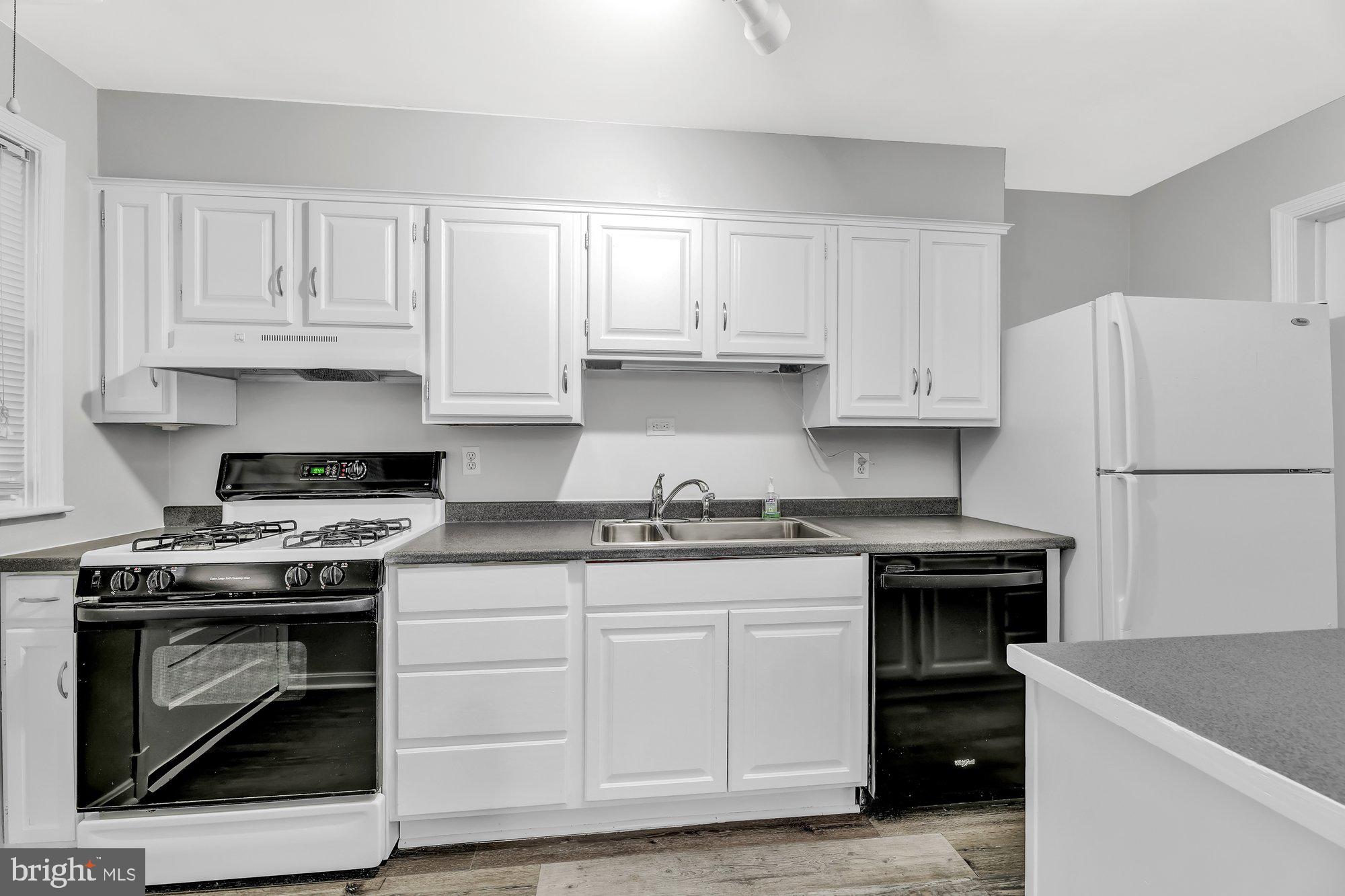 1210 Deanwood Road Baltimore, MD 21234 - Photo 13 of 33 Freshly painted & updated kitchen!