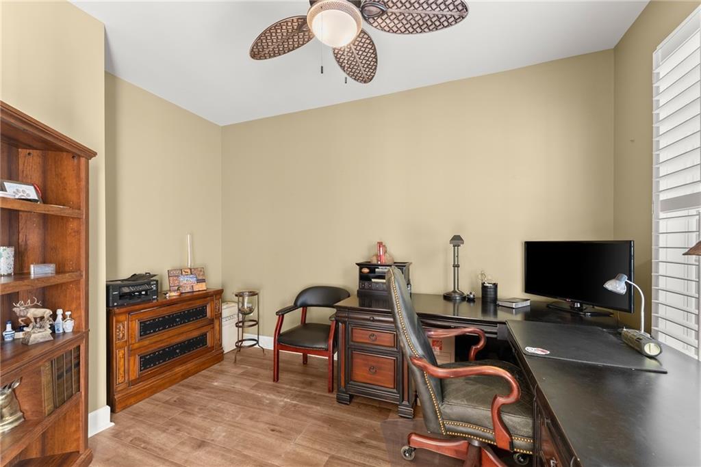 3476 Locust Cove Road Gainesville, GA 30504 - Photo 10 of 71 a workspace with furniture and window