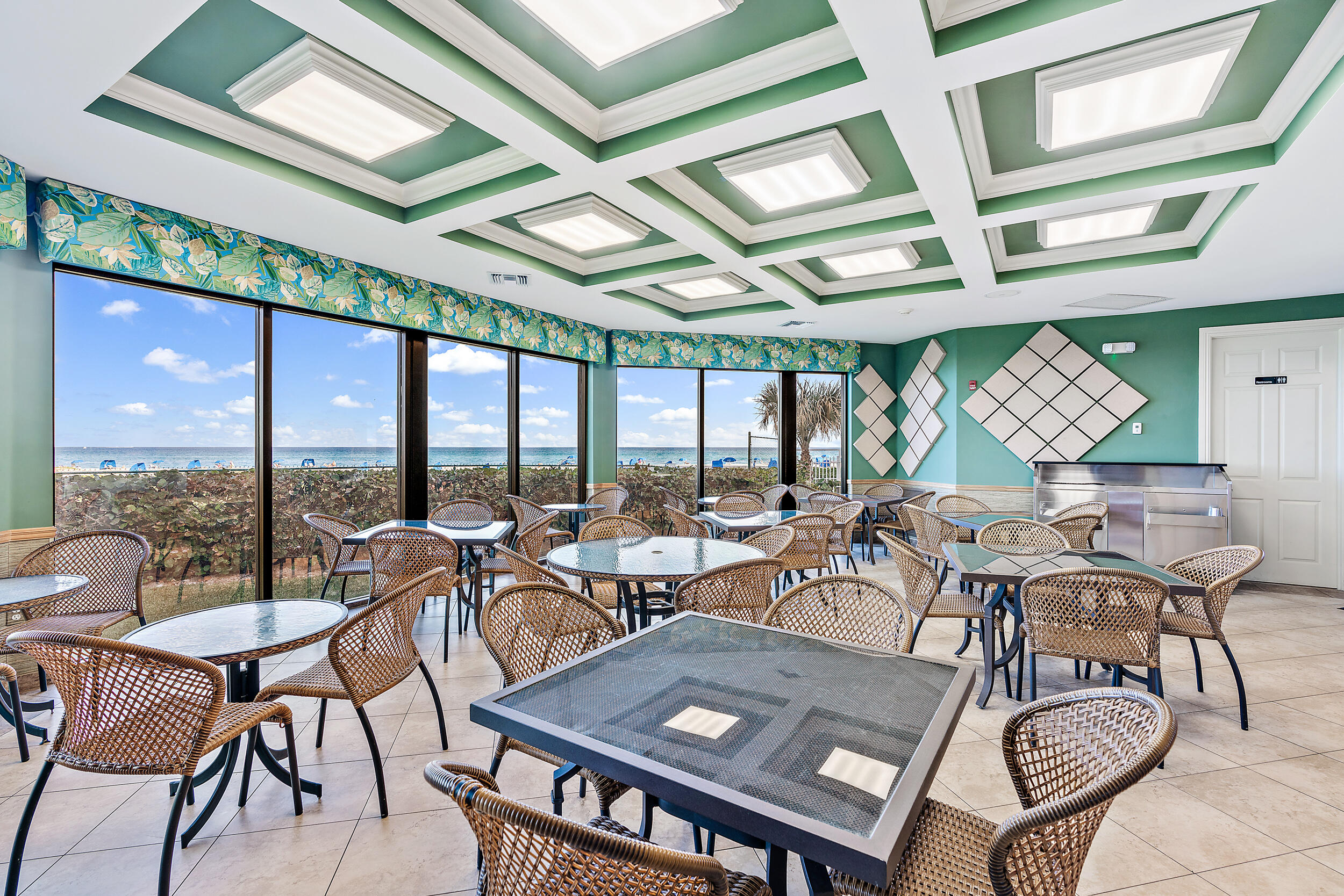 3000 North Ocean Drive, Unit 17D Riviera Beach, FL 33404 - Photo 17 of 34 Oceanfront Cafe