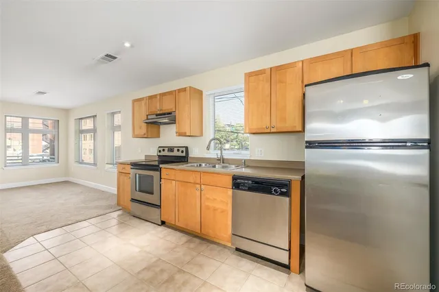 $1,800 | 2839 Umatilla Street, Denver, CO 80211