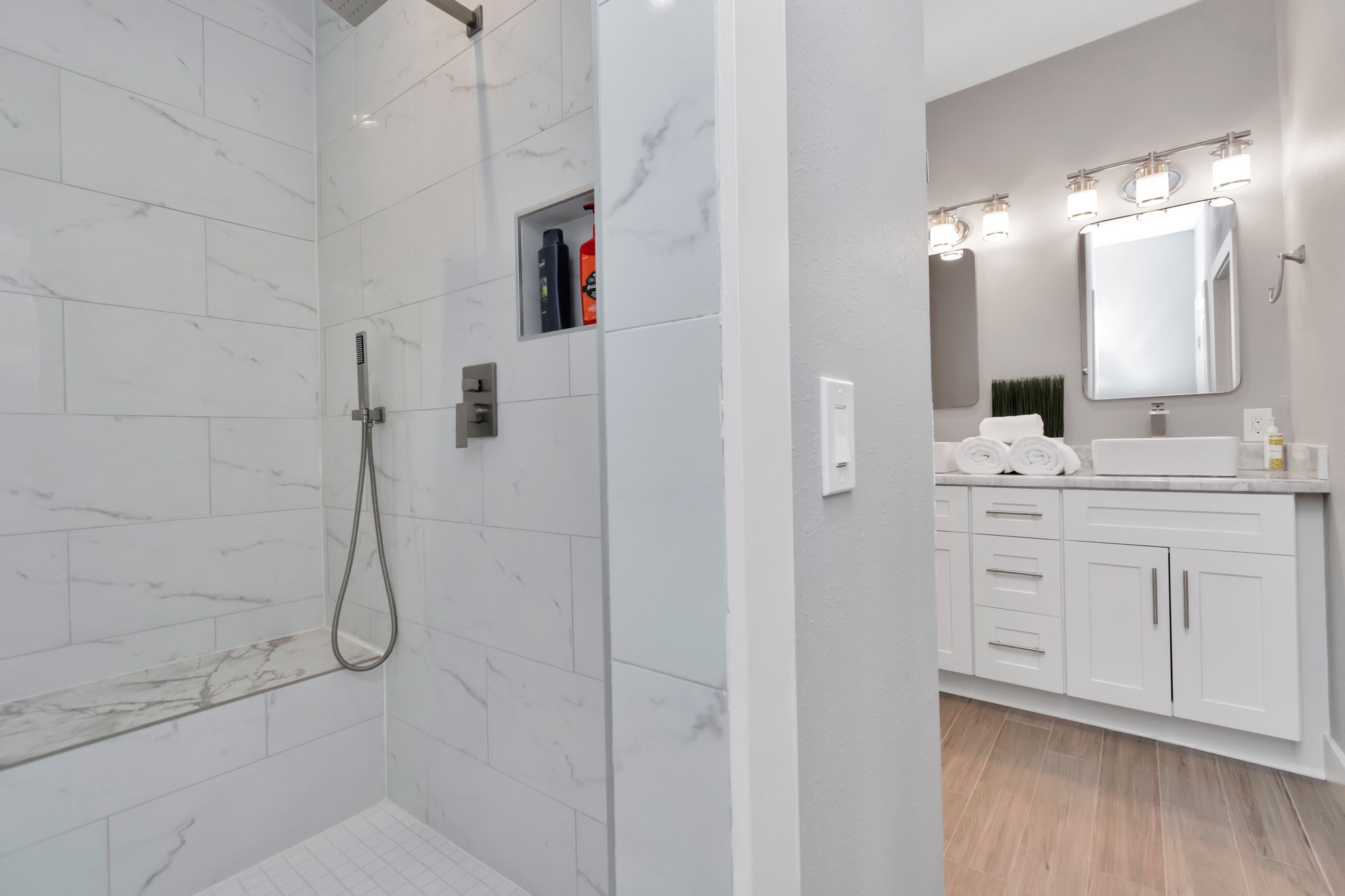 3315 Rosedale Street Houston, TX 77004 - Photo 18 of 32 Primary bathroom