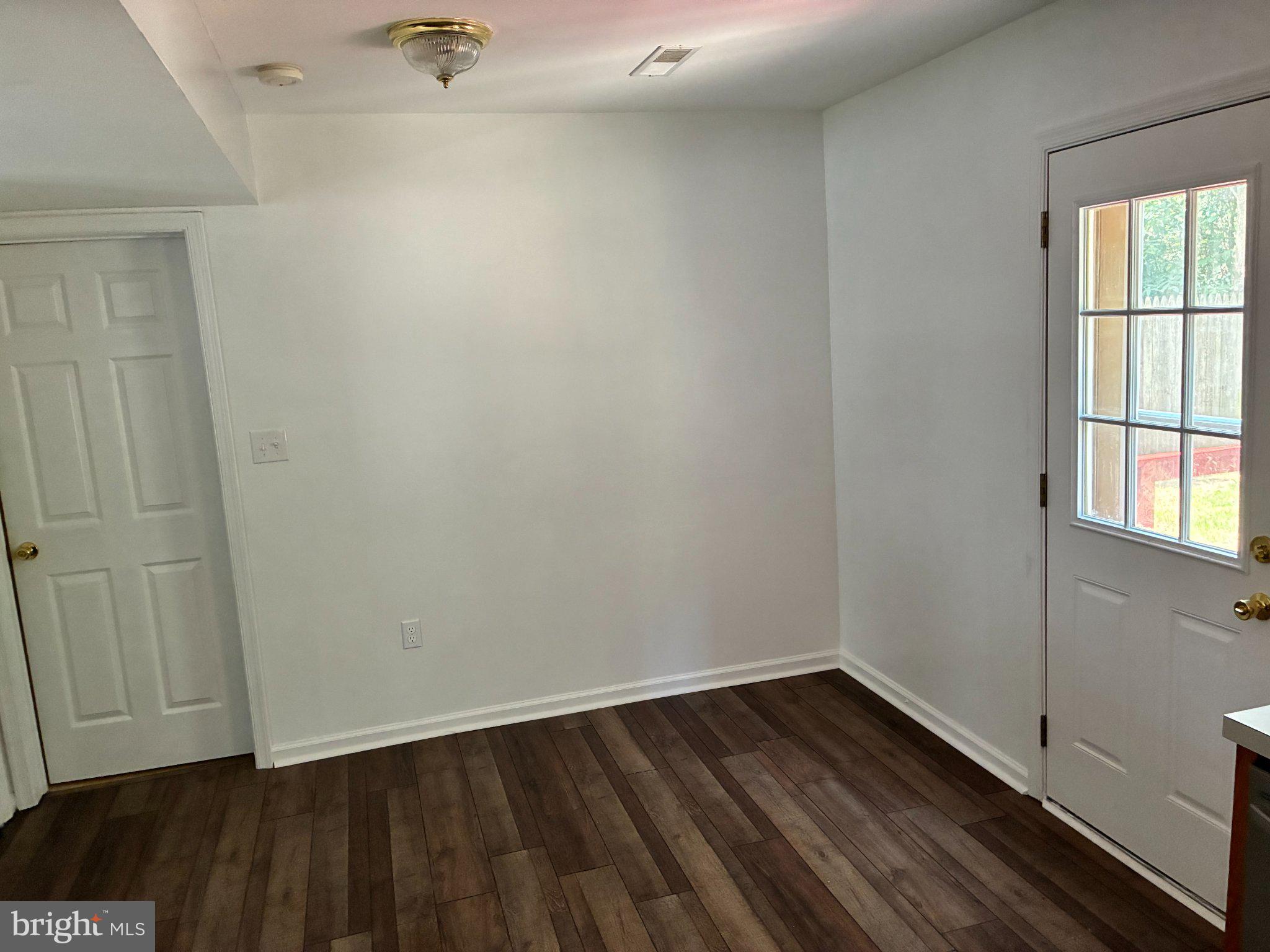 3121 Sundial Road Dover, PA 17315 - Photo 8 of 32 Bright and inviting entryway space.