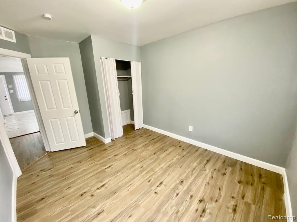 9145 Decatur Street Detroit, MI 48228 - Photo 11 of 21