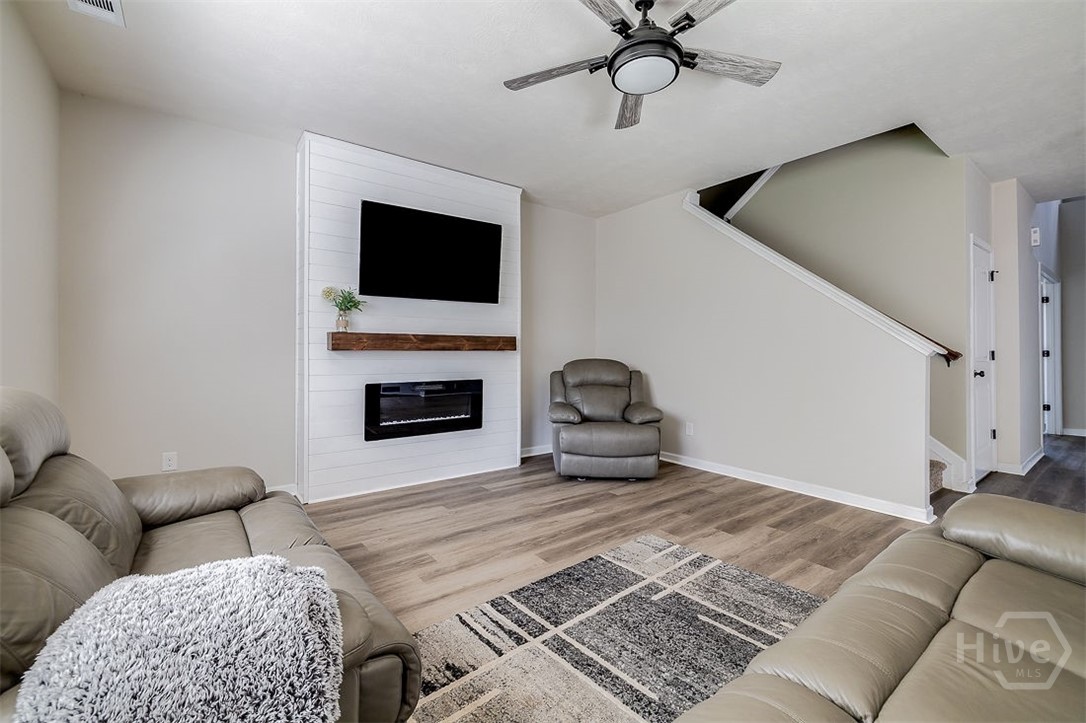 106 Cedar Ridge Drive Guyton, GA 31312 - Photo 15 of 39 Family Room