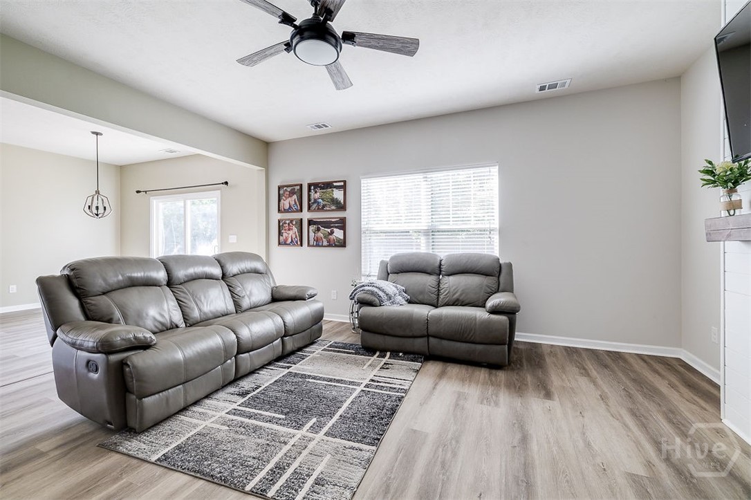 106 Cedar Ridge Drive Guyton, GA 31312 - Photo 18 of 39 Family Room