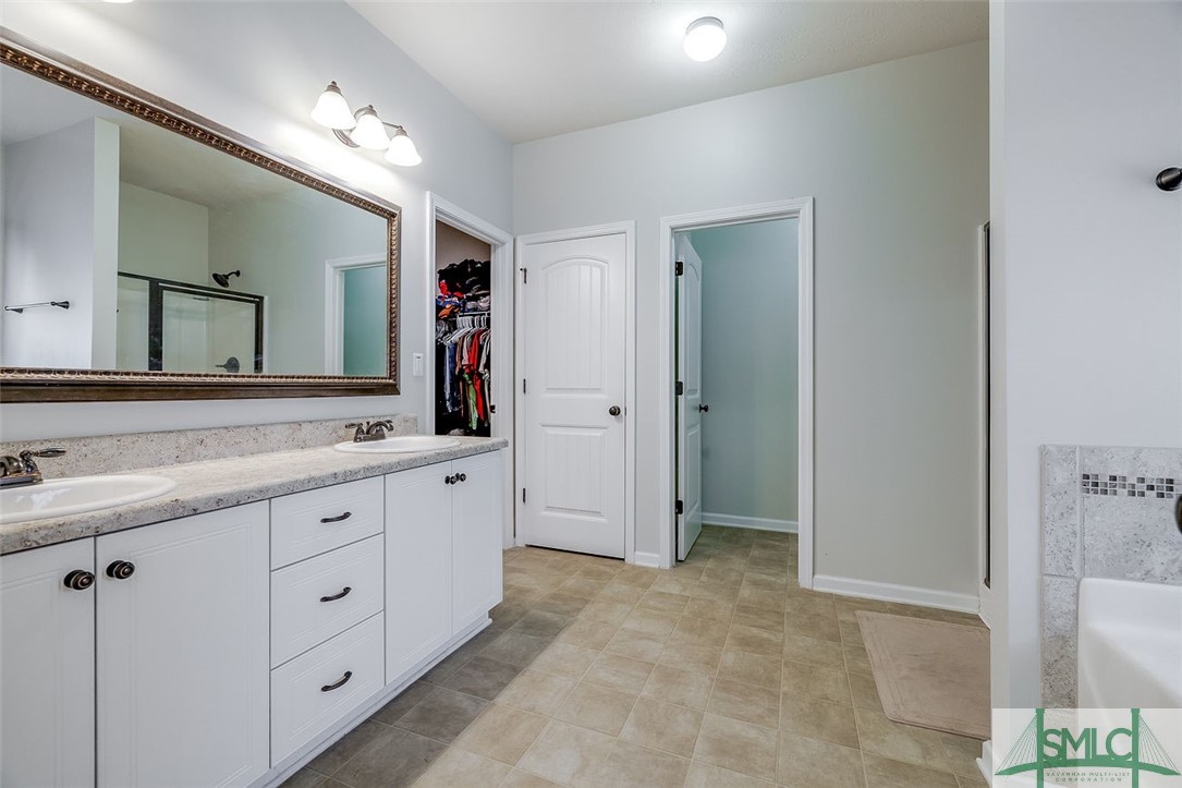 106 Cedar Ridge Drive Guyton, GA 31312 - Photo 27 of 39 Owners Bath