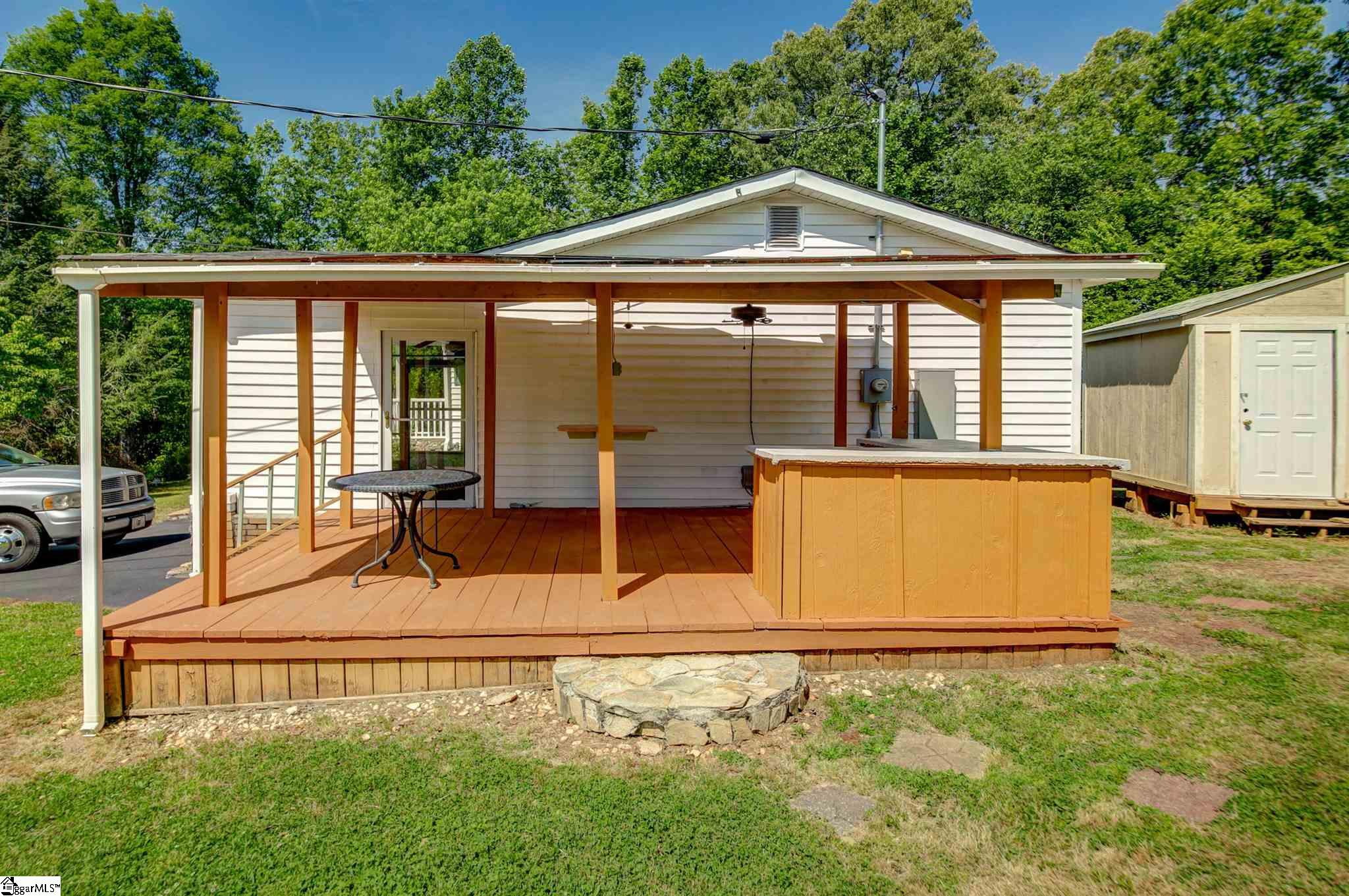 156 Long Shoals Road Marietta, SC 29661 - Photo 19 of 28 Gallery Image 19