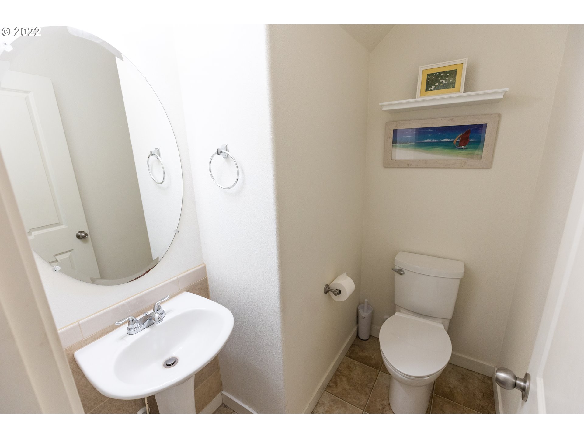 37845 Hamilton Ridge Drive Sandy, OR 97055 - Photo 5 of 27 Bathroom