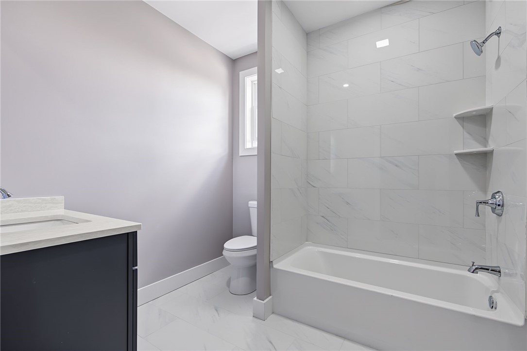 4 Rounds Avenue East Providence, RI 02915 - Photo 20 of 32 Gallery Image 20