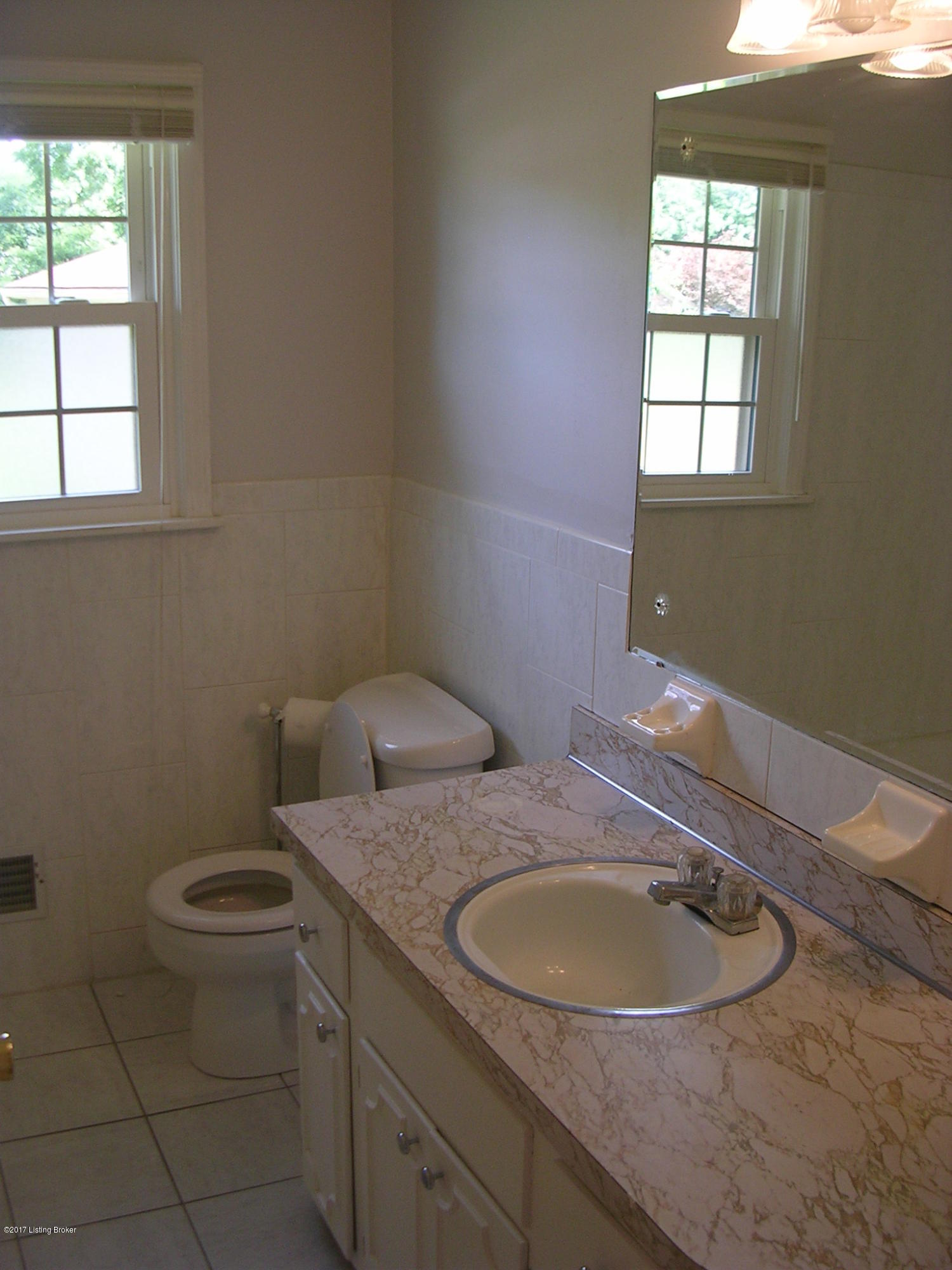 3512 Locklee Road Louisville, KY 40214 - Photo 11 of 21 9