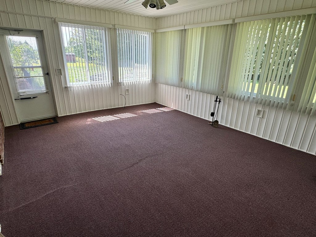 707 Cranberry Road Galax, VA 24333 - Photo 23 of 34 Gallery Image 23