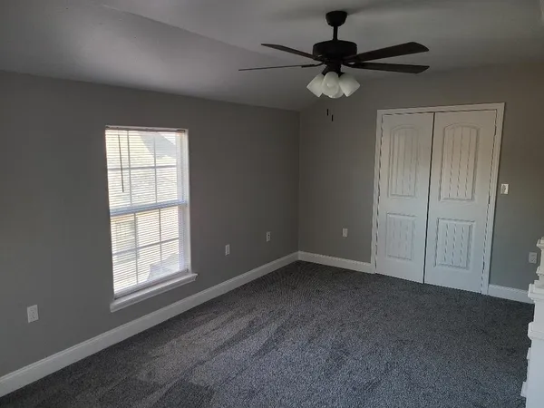 $214,000 | 420 West Poplar Avenue, Arkansas City, KS 67005