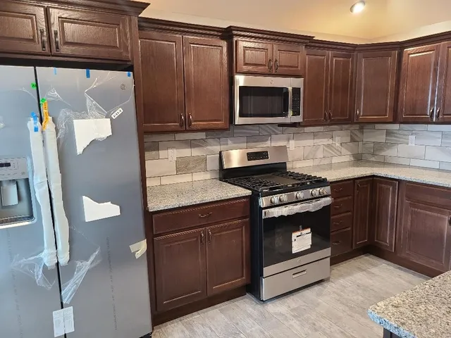 $214,000 | 420 West Poplar Avenue, Arkansas City, KS 67005