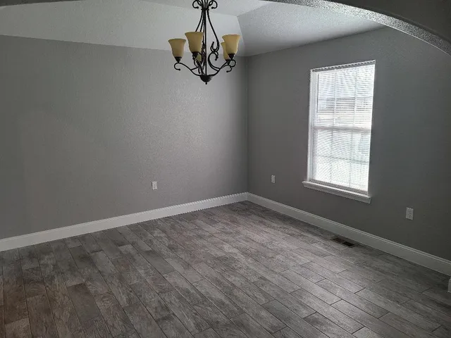 $214,000 | 420 West Poplar Avenue, Arkansas City, KS 67005