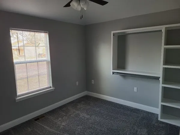 $214,000 | 420 West Poplar Avenue, Arkansas City, KS 67005