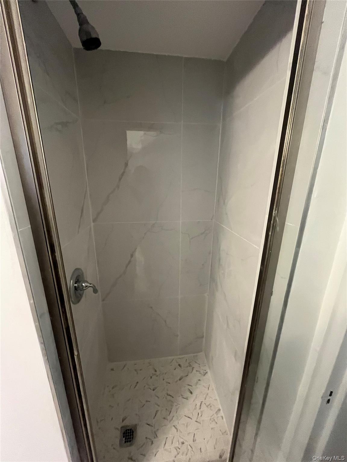 3810 Greystone Avenue, Unit 106 Bronx, NY 10463 - Photo 6 of 8 a bathroom with a sink