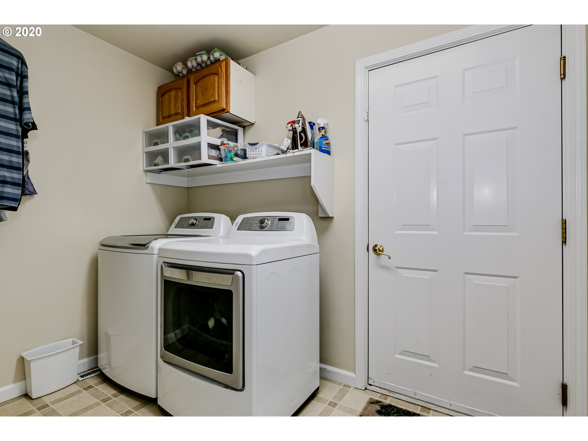 156 75th Street Springfield, OR 97478 - Photo 15 of 32