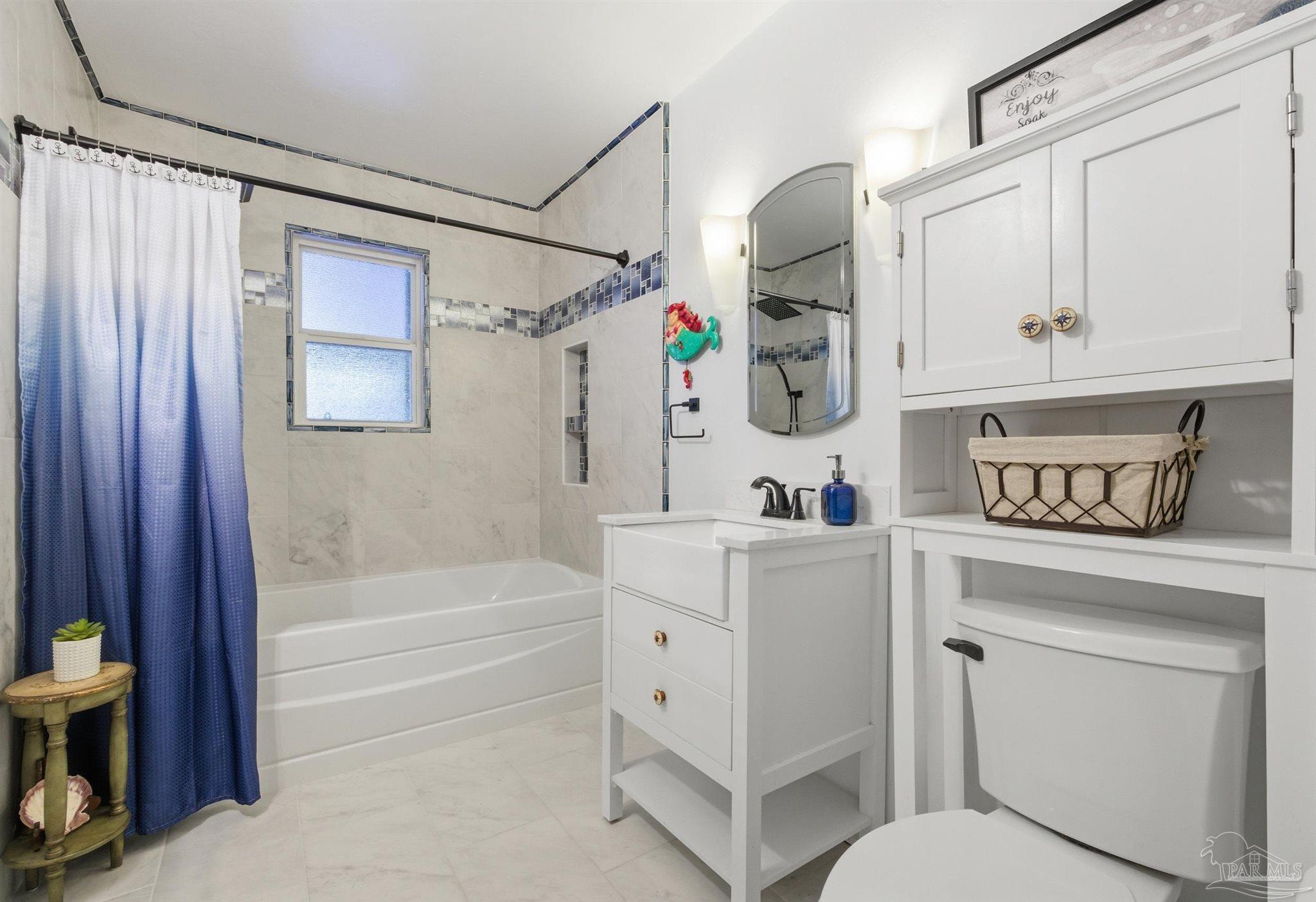 14001 Innerarity Point Road Pensacola, FL 32507 - Photo 15 of 54