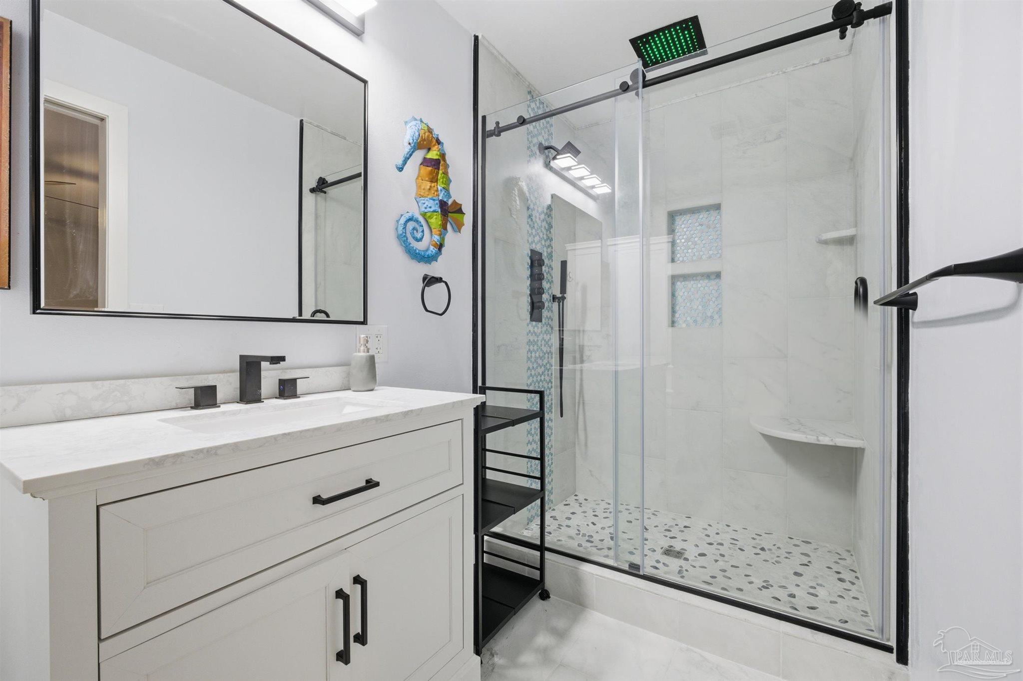 14001 Innerarity Point Road Pensacola, FL 32507 - Photo 21 of 54