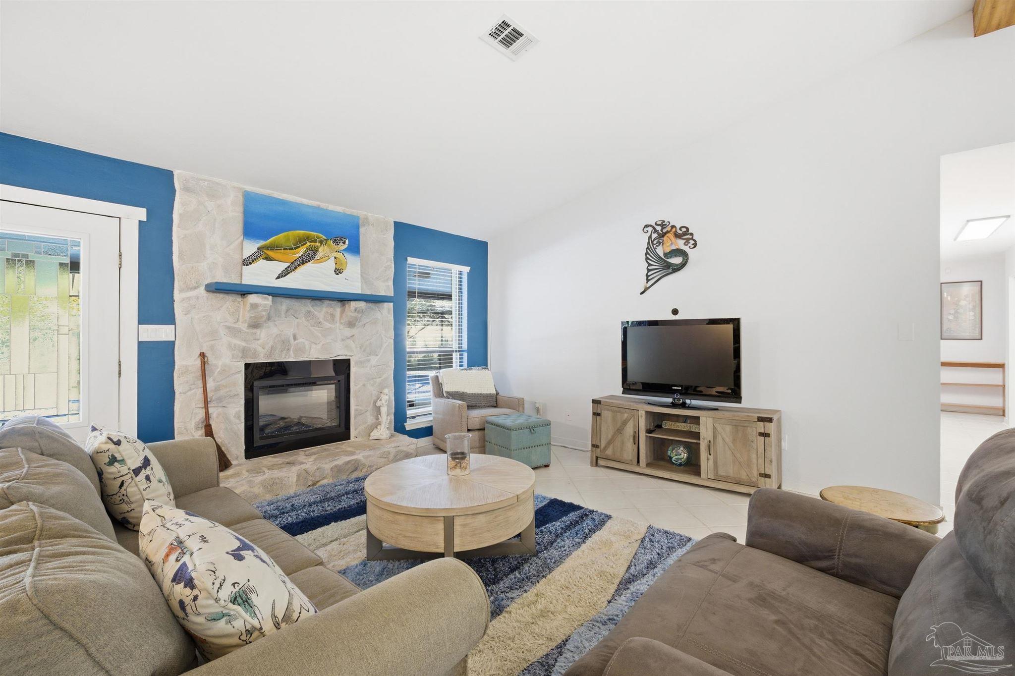 14001 Innerarity Point Road Pensacola, FL 32507 - Photo 7 of 54