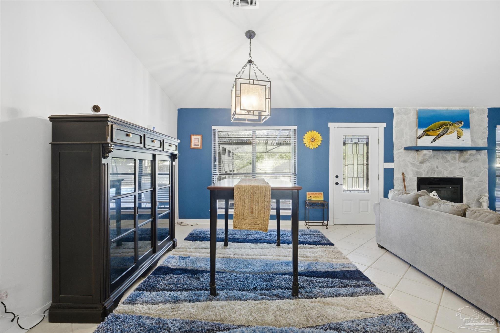 14001 Innerarity Point Road Pensacola, FL 32507 - Photo 8 of 54