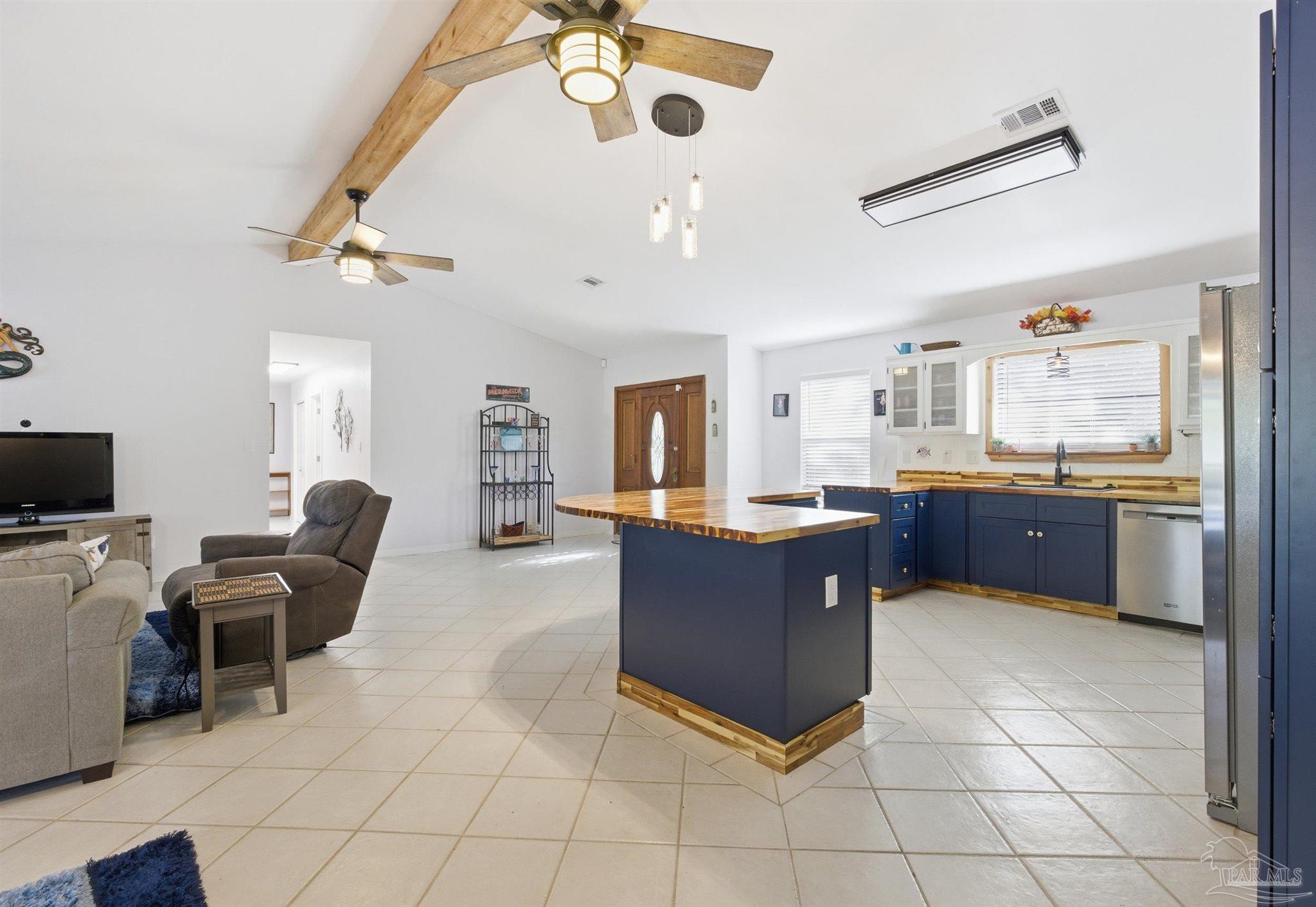 14001 Innerarity Point Road Pensacola, FL 32507 - Photo 9 of 54