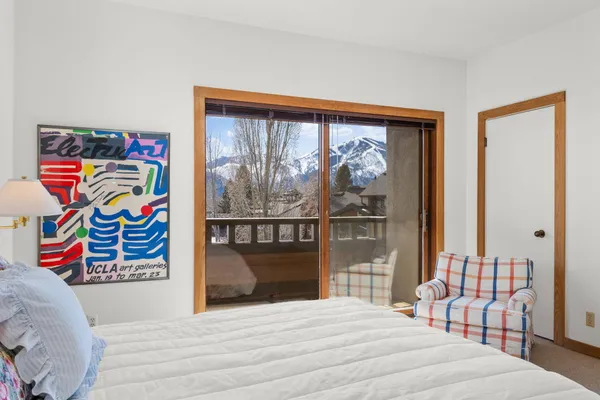 $2,995,000 | 569 Wildflower Condo Drive, Sun Valley, ID 83353