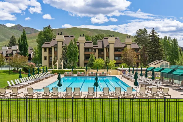 $2,995,000 | 569 Wildflower Condo Drive, Sun Valley, ID 83353