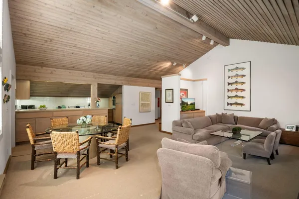 $2,995,000 | 569 Wildflower Condo Drive, Sun Valley, ID 83353