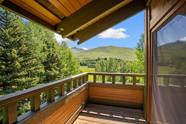 $2,995,000 | 569 Wildflower Condo Drive, Sun Valley, ID 83353