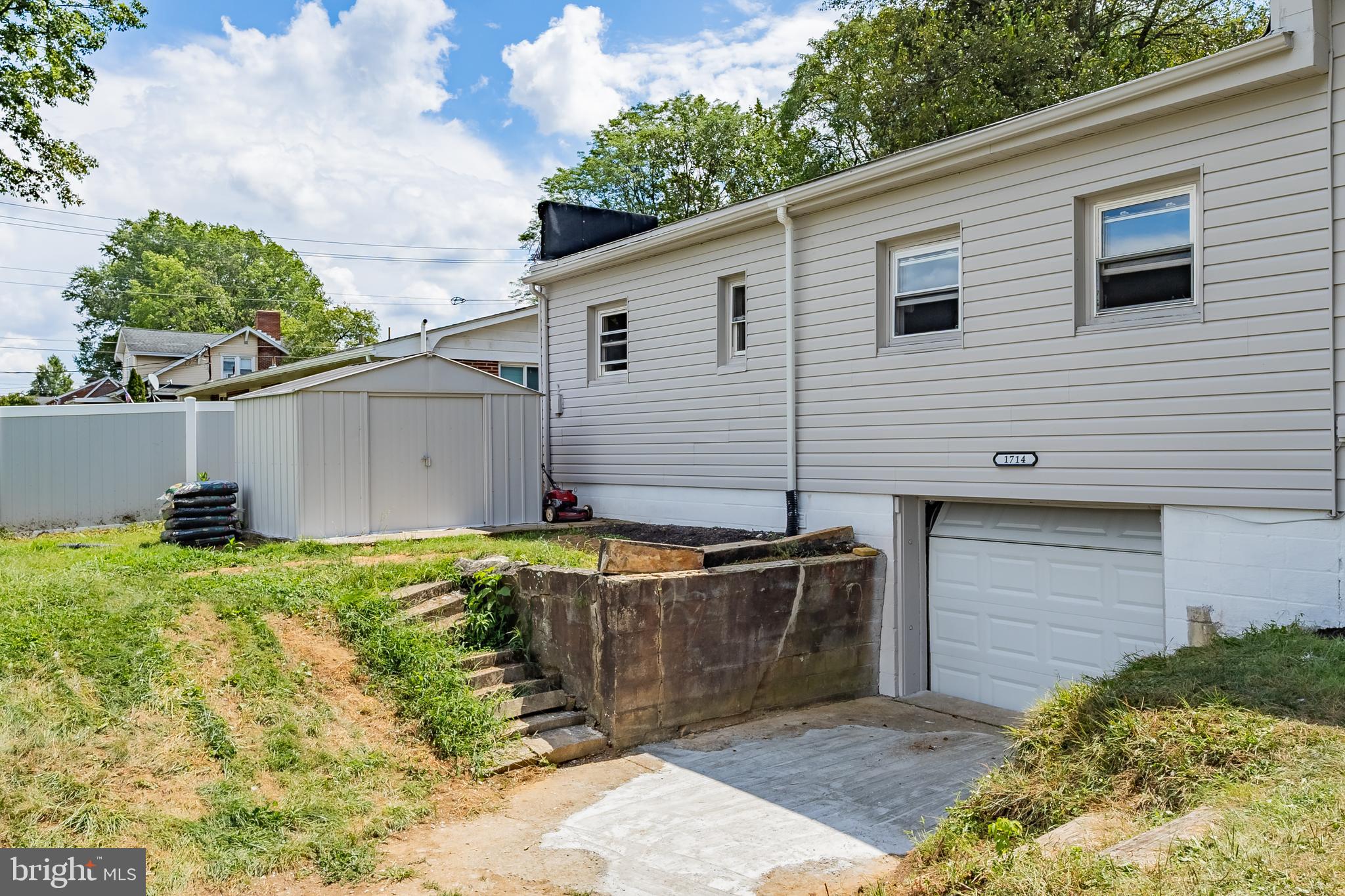 1714 Elliott Avenue Bethlehem, PA 18018 - Photo 32 of 39