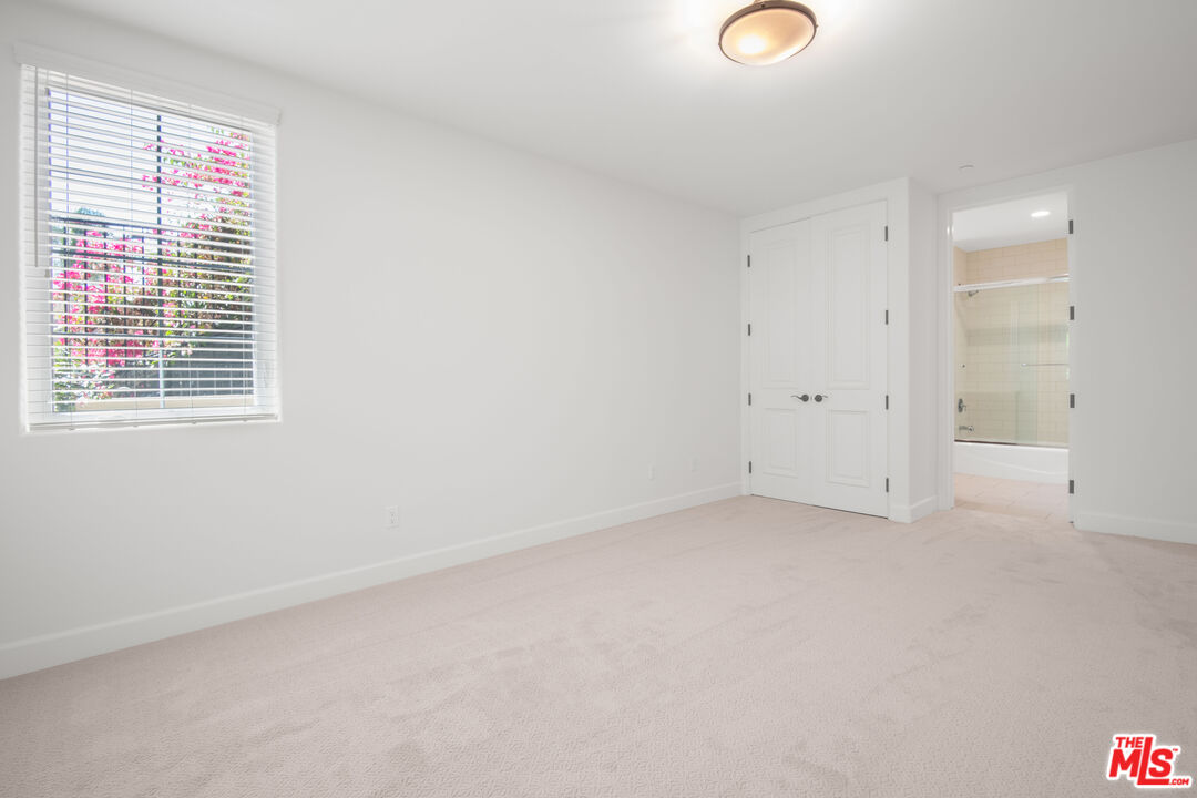 18326 Columbus Circle Tarzana, CA 91356 - Photo 21 of 34 a view of empty room