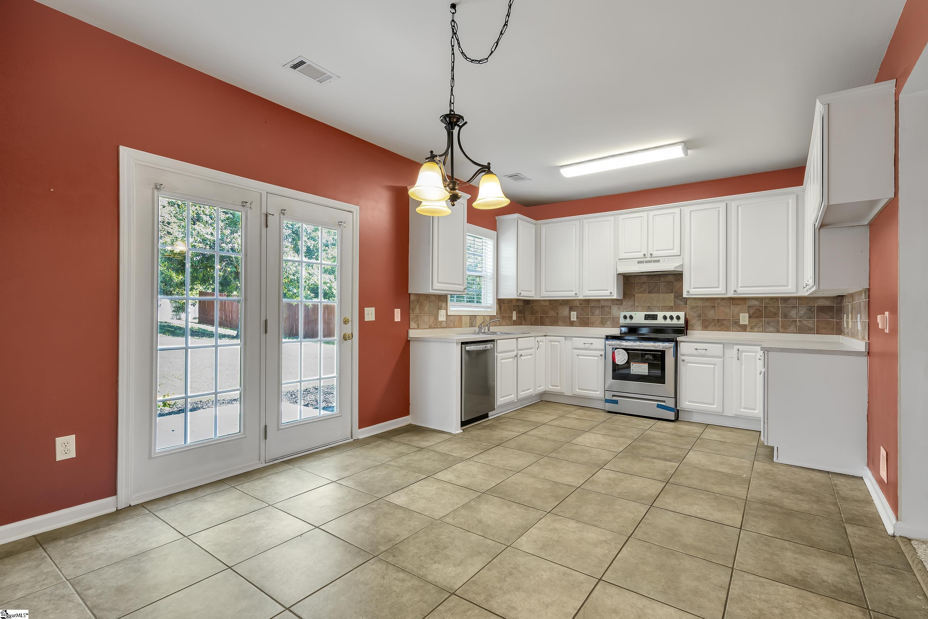 105 Tagus Court Greenville, SC 29607 - Photo 14 of 33 Gallery Image 14