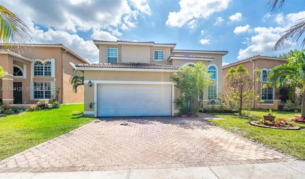 $569,900 | 5355 Southwest 134th Avenue, Miramar, FL 33027
