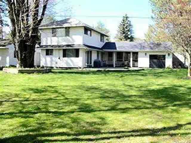 7174 Elm Road Lexington, MI 48450 - Photo 4 of 10 31098878-3.JPG