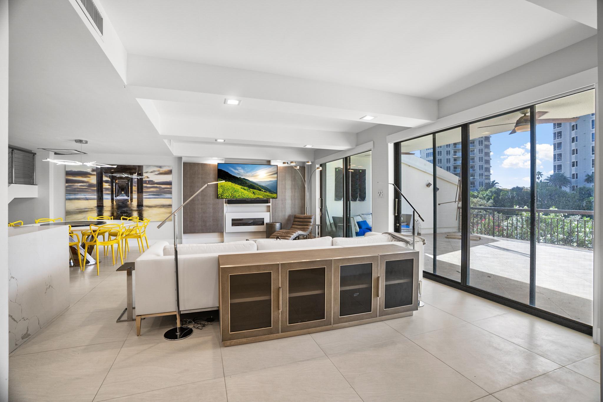 3968 North Ocean Drive, Unit 7 Singer Island, FL 33404 - Photo 7 of 46 3968 N Ocean Dr #7