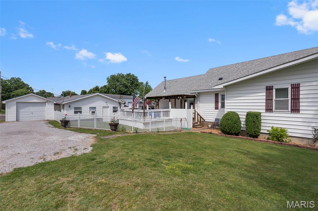 209 Knapp Avenue Chester, IL 62233 - Photo 40 of 59