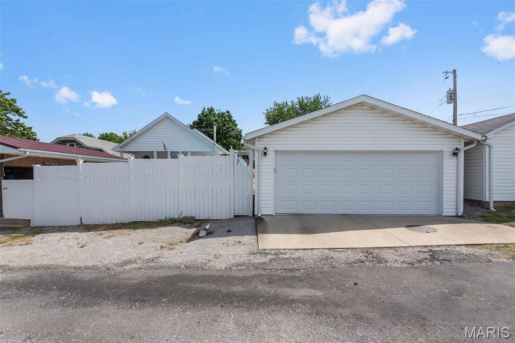 209 Knapp Avenue Chester, IL 62233 - Photo 57 of 59
